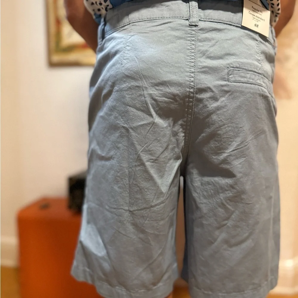 NWT,H&M Blue Tailored Chino adjustable waist Shorts, size 12